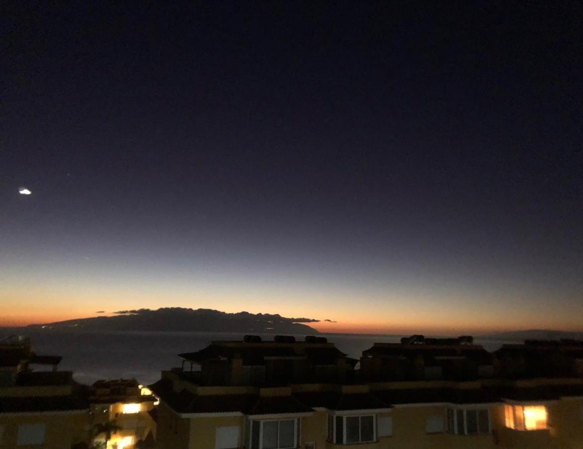Amazing Duplex With Large Terrace And Sea Views Apartman Puerto de Santiago  Kültér fotó