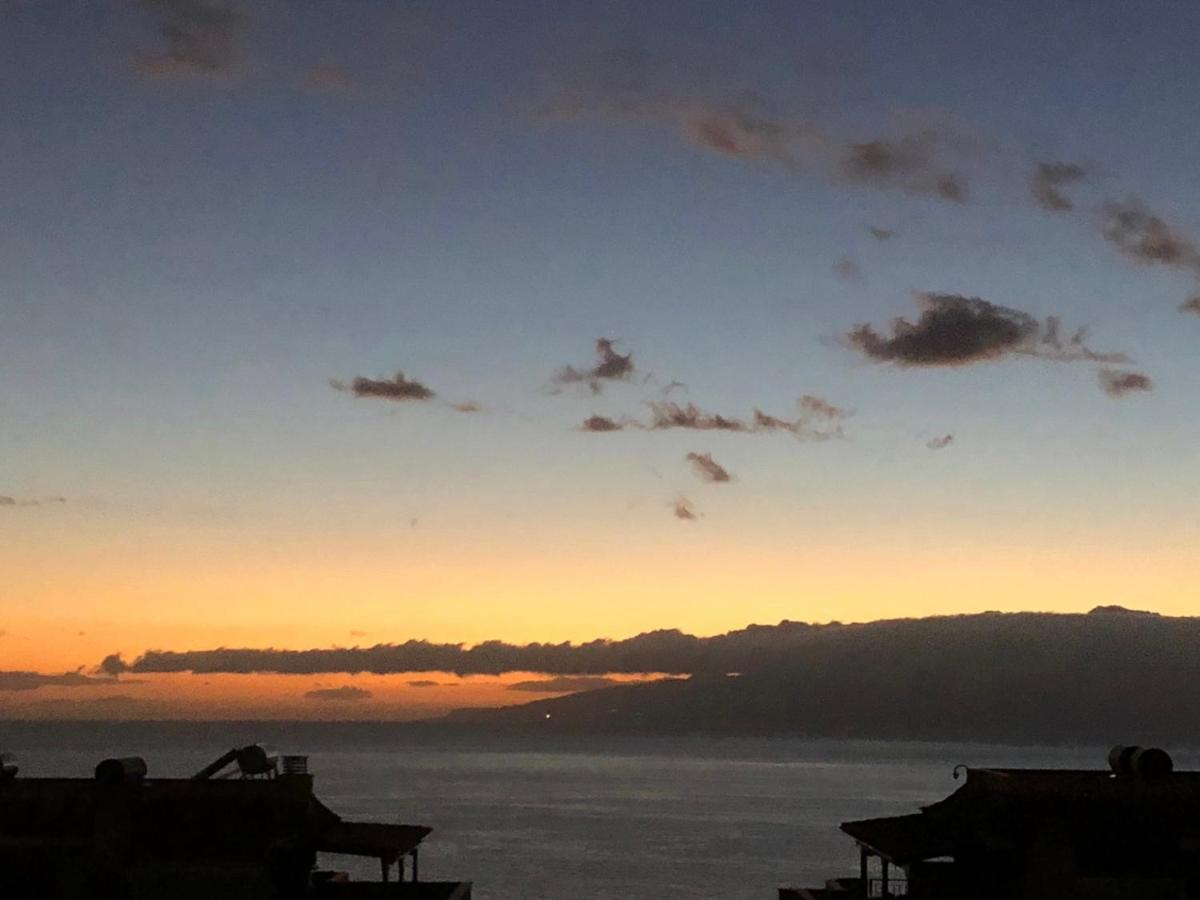 Amazing Duplex With Large Terrace And Sea Views Apartman Puerto de Santiago  Kültér fotó