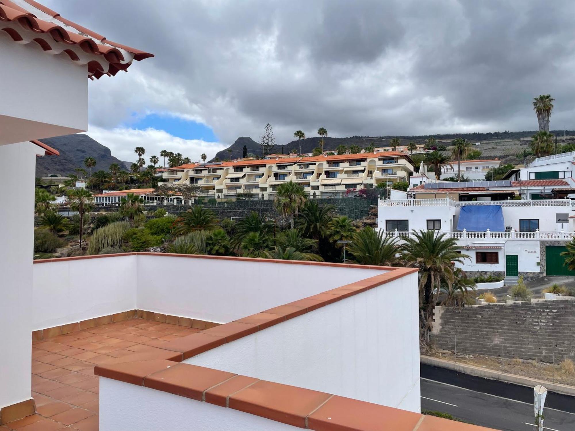 Amazing Duplex With Large Terrace And Sea Views Apartman Puerto de Santiago  Kültér fotó